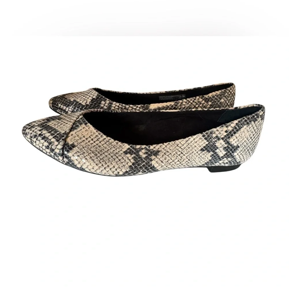 Vionic Caballo Snake Skin Print Pointed Ballet Flats Orthotic 6